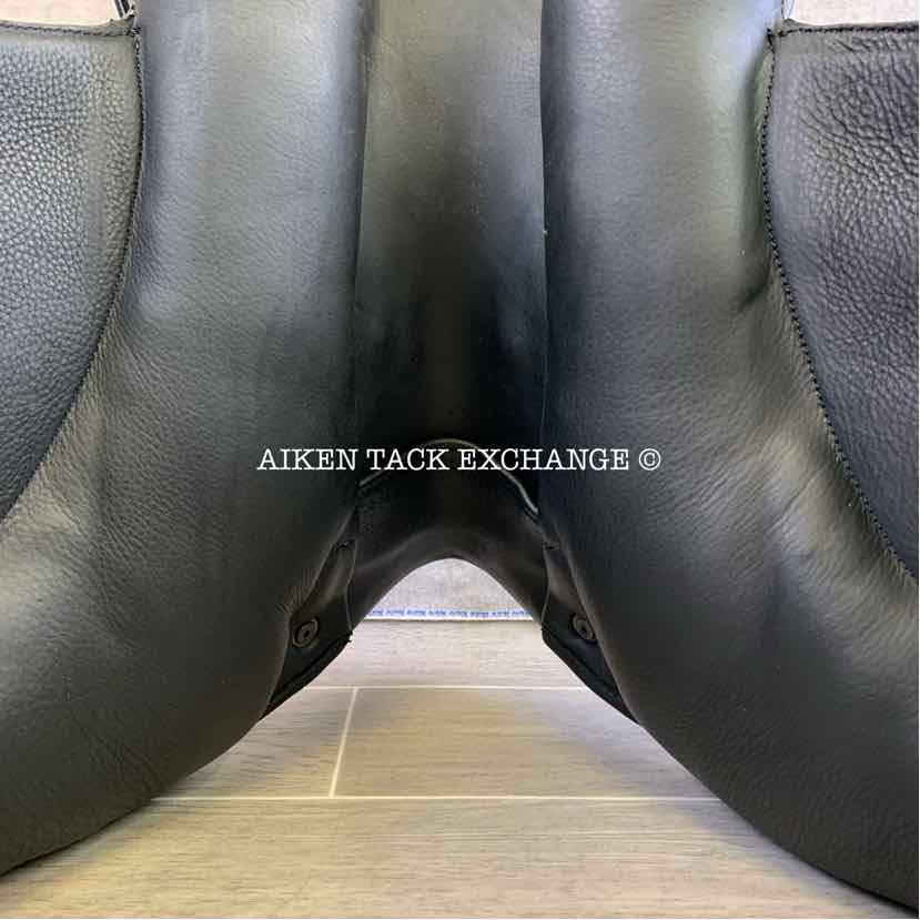 2022 MaxFlex Picasu Monoflap Dressage Saddle, 18" Seat, Flex Tree - Extra Wide, Wool Flocked Panels