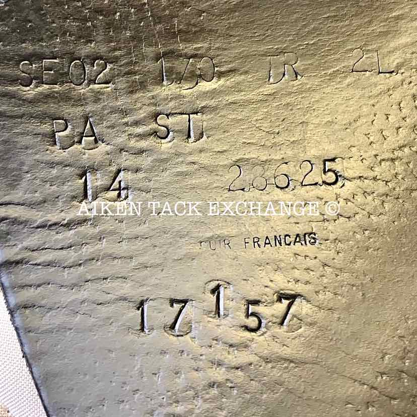 2014 CWD SE02 Close Contact Jump Saddle, 17" Seat, 2L Flap, Medium Wide Tree, Foam Panels