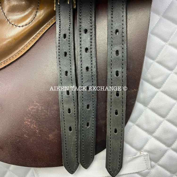 **SOLD** Stubben Edelweiss NT Deluxe Close Contact Jump Saddle, 17" Seat, 29 cm Tree - M/MW, Wool Flocked Panels