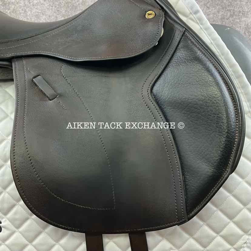 2013 Black Country Solare Jump Saddle, 17.5" Seat, Medium/Medium Wide Tree, Wool Flocked Serge Panels