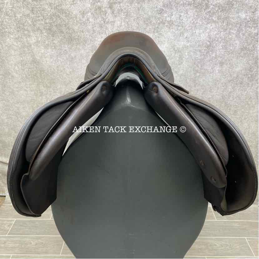 2012 Voltaire Palm Beach Close Contact Jump Saddle, 17.5" Seat, 3A Flap, Medium Wide Tree, PRO Panels, Full Buffalo Leather