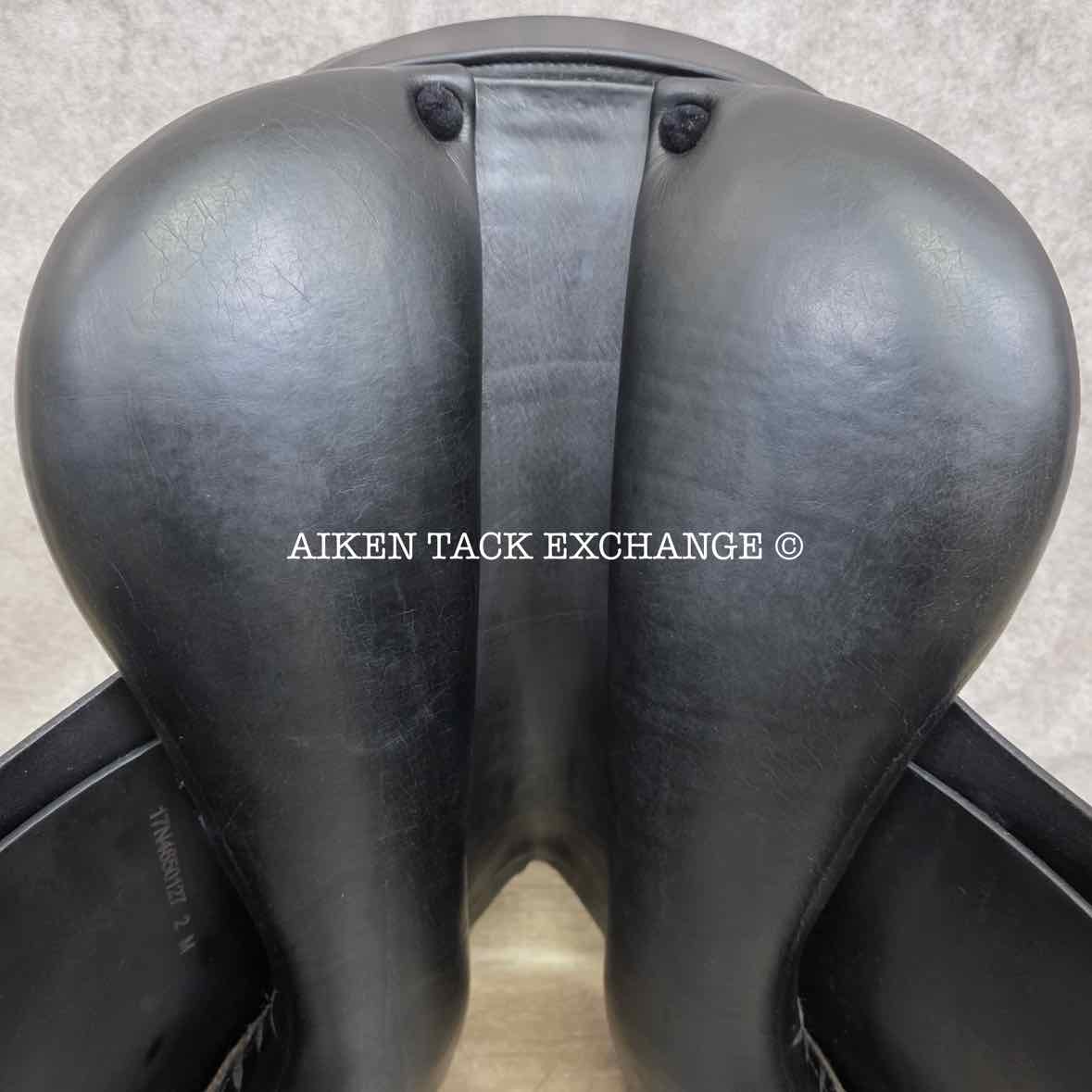 2007 Amerigo Vega Dressage Saddle, 17" Seat, Medium Tree, Wool Flocked Panels