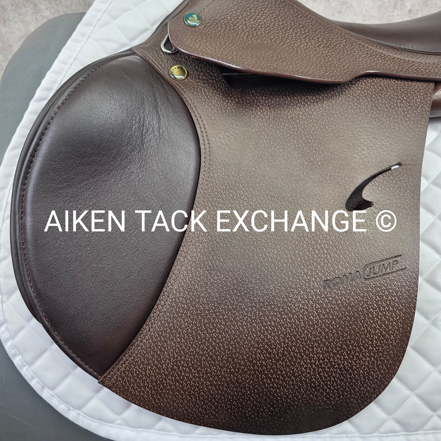 2017 Prestige Roma Jump Saddle, 18" Seat, 33 Tree - M/MW, Wool Flocked Panels