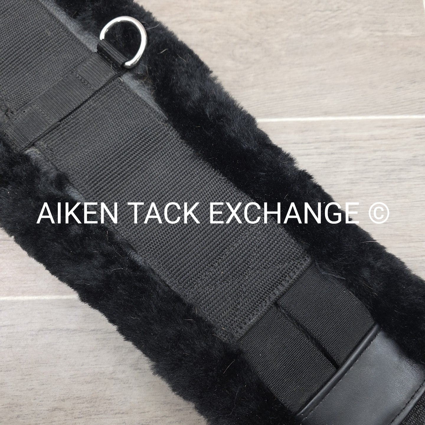 LeMieux Integrated Web & Merino Dressage / Monoflap Short Girth, Black, 30"