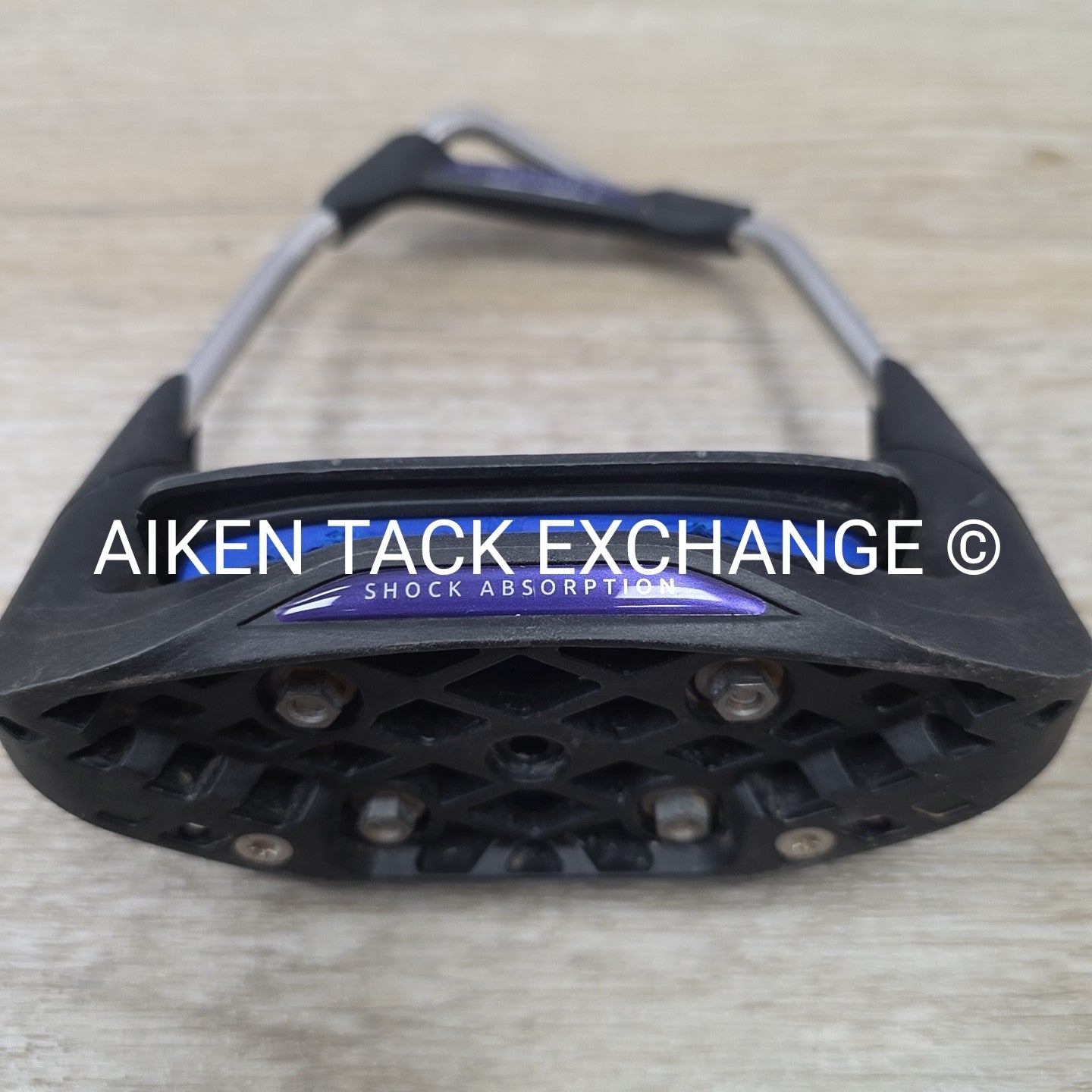 Freejump AirS Stirrups, Angled Eye, 4.5"