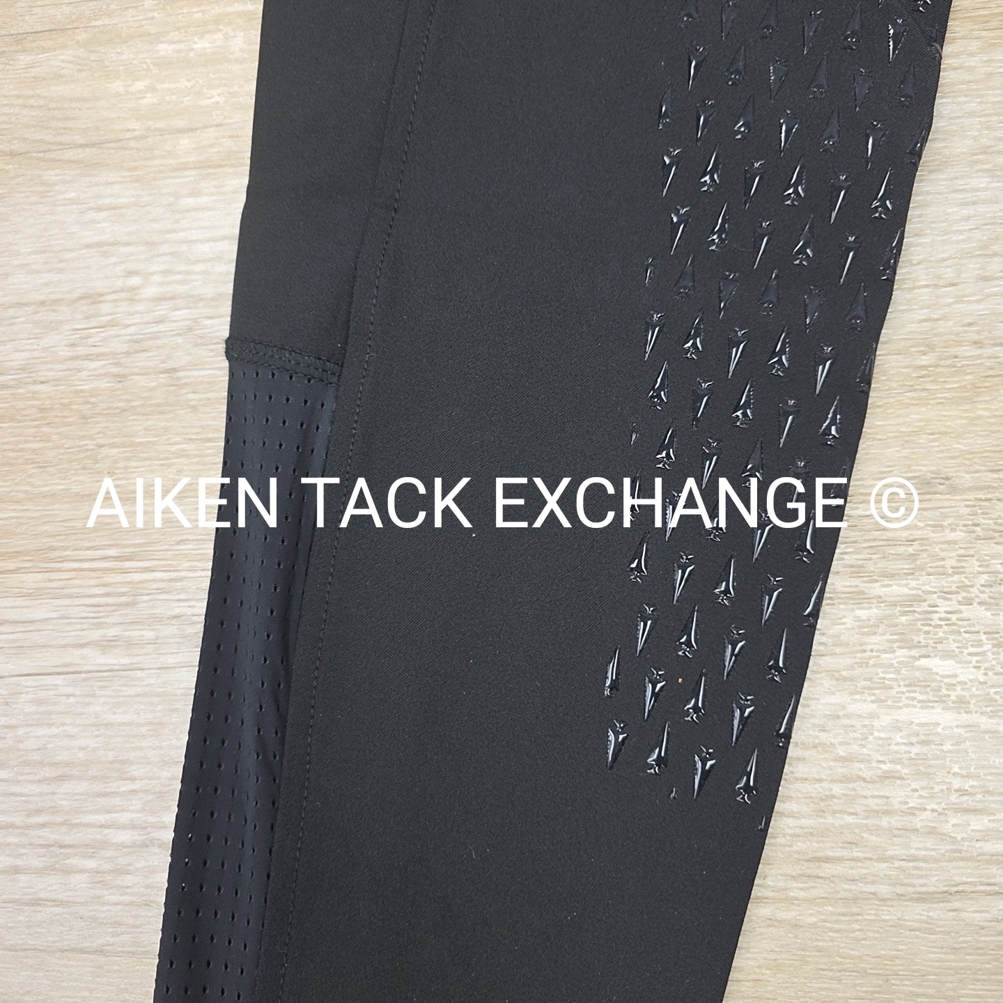 Kerrits Affinity Ice Fil Silicone Grip Knee Patch Breeches, Size Medium