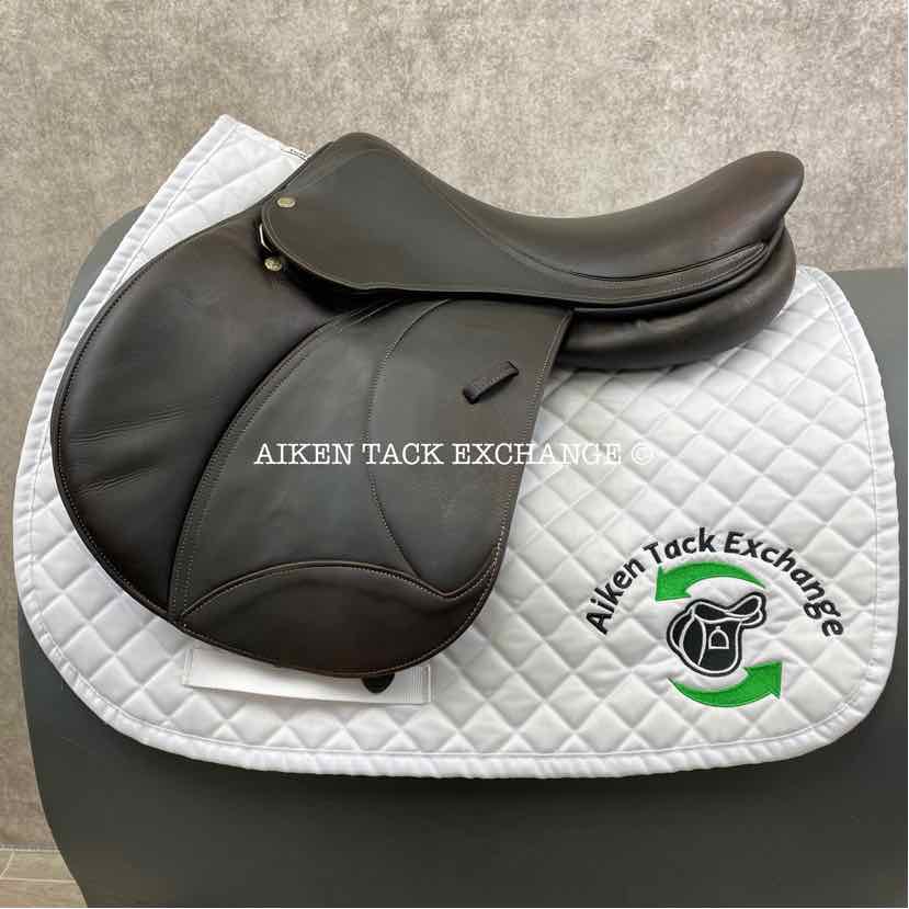 **SOLD** 2011 Voltaire Palm Beach Close Contact Jump Saddle, 17" Seat, 1 Flap, Medium Wide Tree, FIN Panels, Full Buffalo Leather