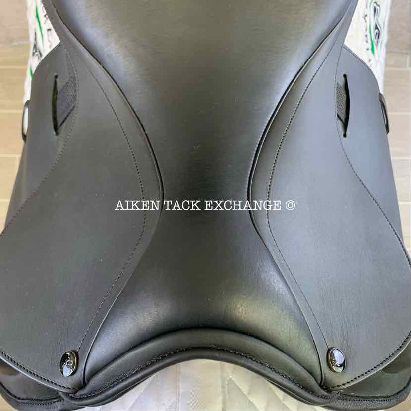 2022 MaxFlex Picasu Monoflap Dressage Saddle, 18" Seat, Flex Tree - Extra Wide, Wool Flocked Panels