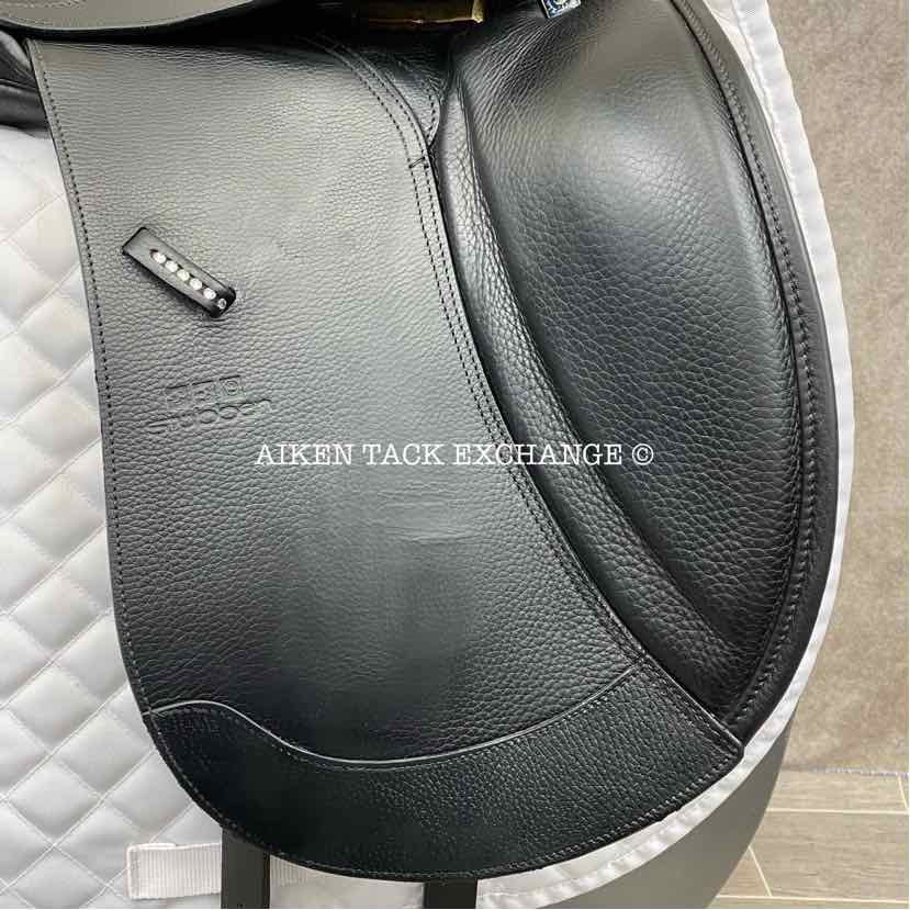 2021 Stubben Aramis Deluxe Dressage Saddle, 19" Seat, 30cm Tree - Medium Wide, Wool Flocked Panels