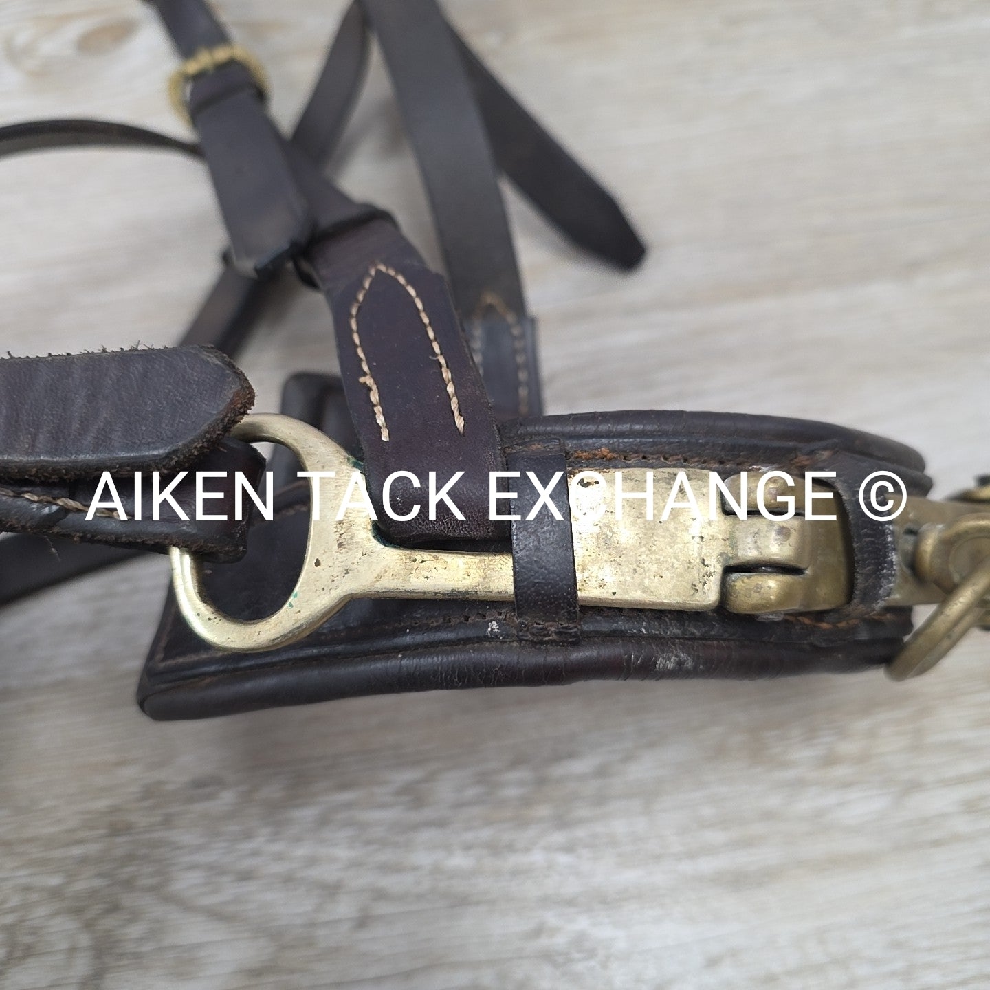 Leather Lunge Cavesson (Leather has Cracking)