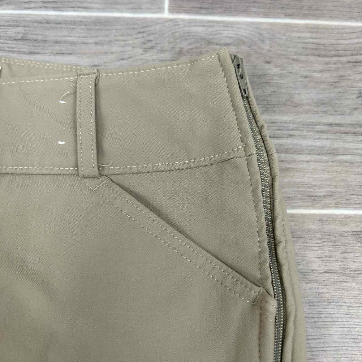 Tailored Sportsman Trophy Hunter Knee Patch Breeches, Size 24 R