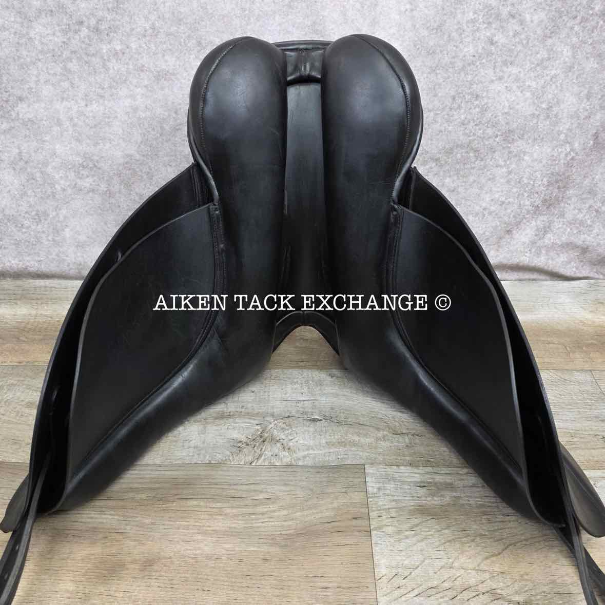 1997 County Competitor Dressage Saddle, 17" Seat, Wide Tree, Wool Flocked Panels