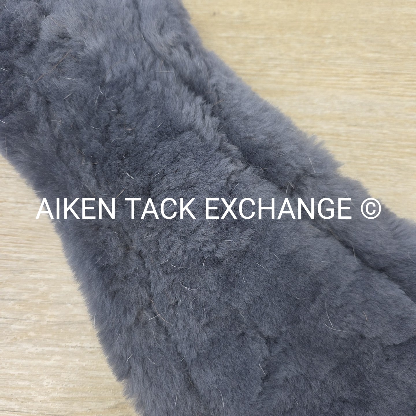 CAS Equestrian Sheepskin Girth, Black & Grey, 26"
