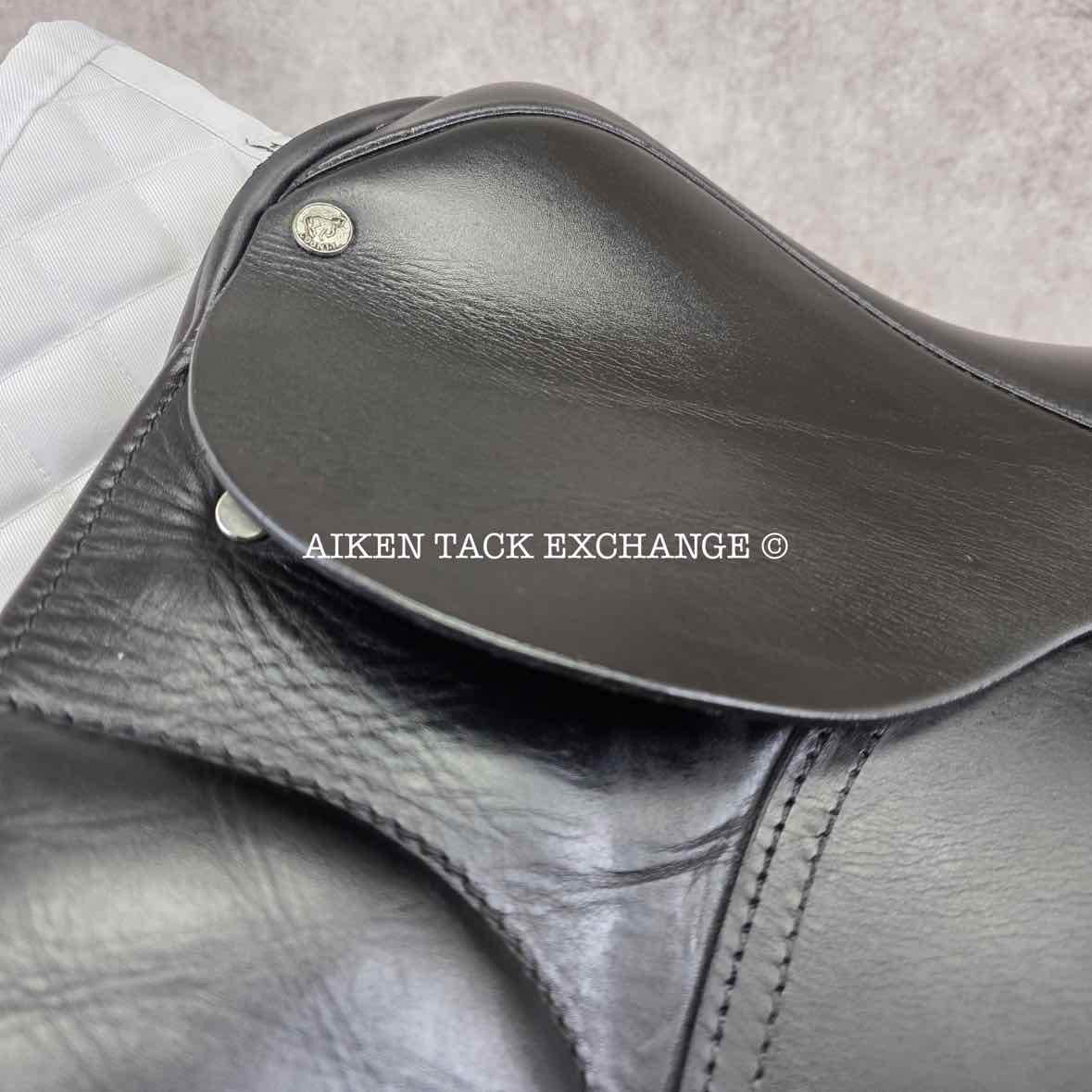 **SOLD** 1994 County Competitor Dressage Saddle, 17" Seat, MW/W Tree, Wool Flocked Panels