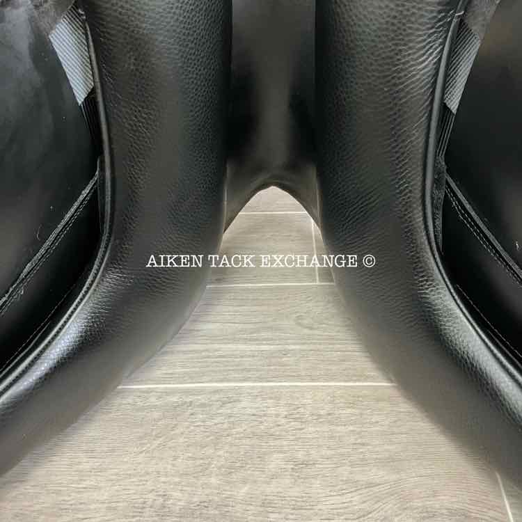 2024 Custom Saddlery Everest R Monoflap Dressage Saddle, 18" Seat, Adjustable Tree, Wool Flocked Panels