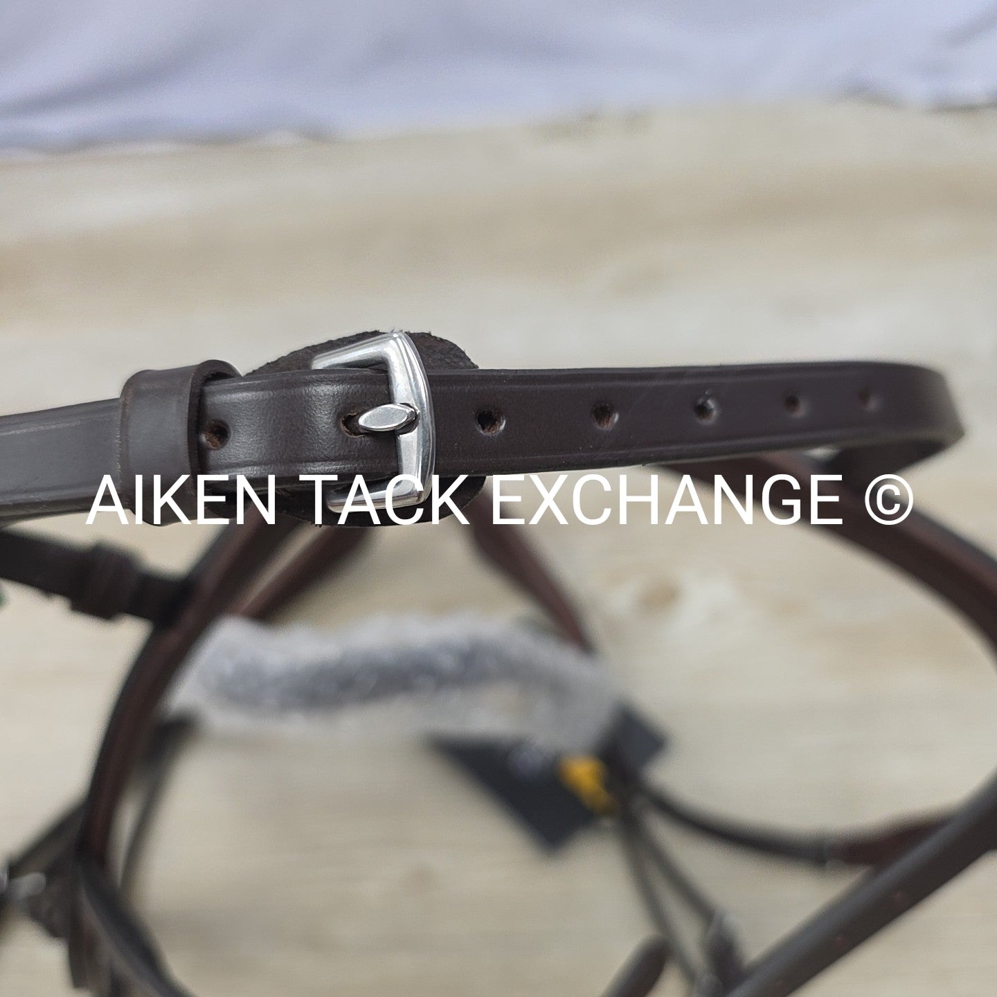Shires Velociti Lusso Ergonomic Curved Flash Bridle, Size Full
