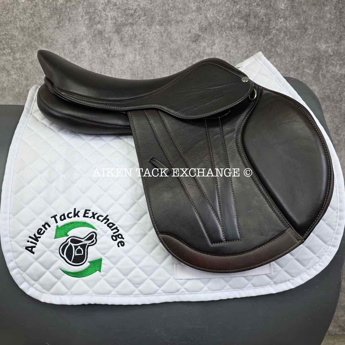 Royal Heritage Emile Close Contact Jump Saddle, 18.5"/19" Seat, Spectrum Adjustable Tree, Wool Flocked Panels