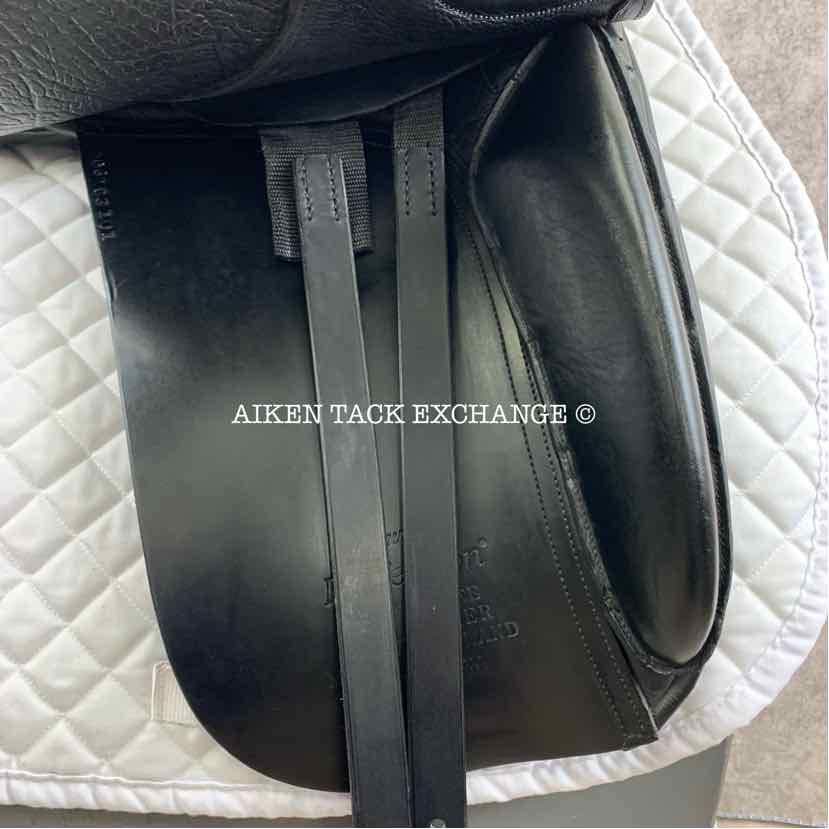 2006 County Perfection Dressage Saddle, 17.5" Seat, Medium Tree, Wool Flocked Panels