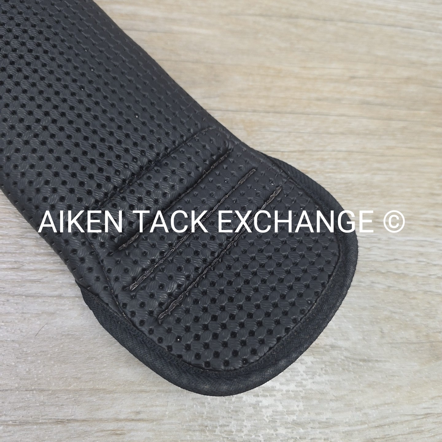 Wintec Short Girth, Black, 26"