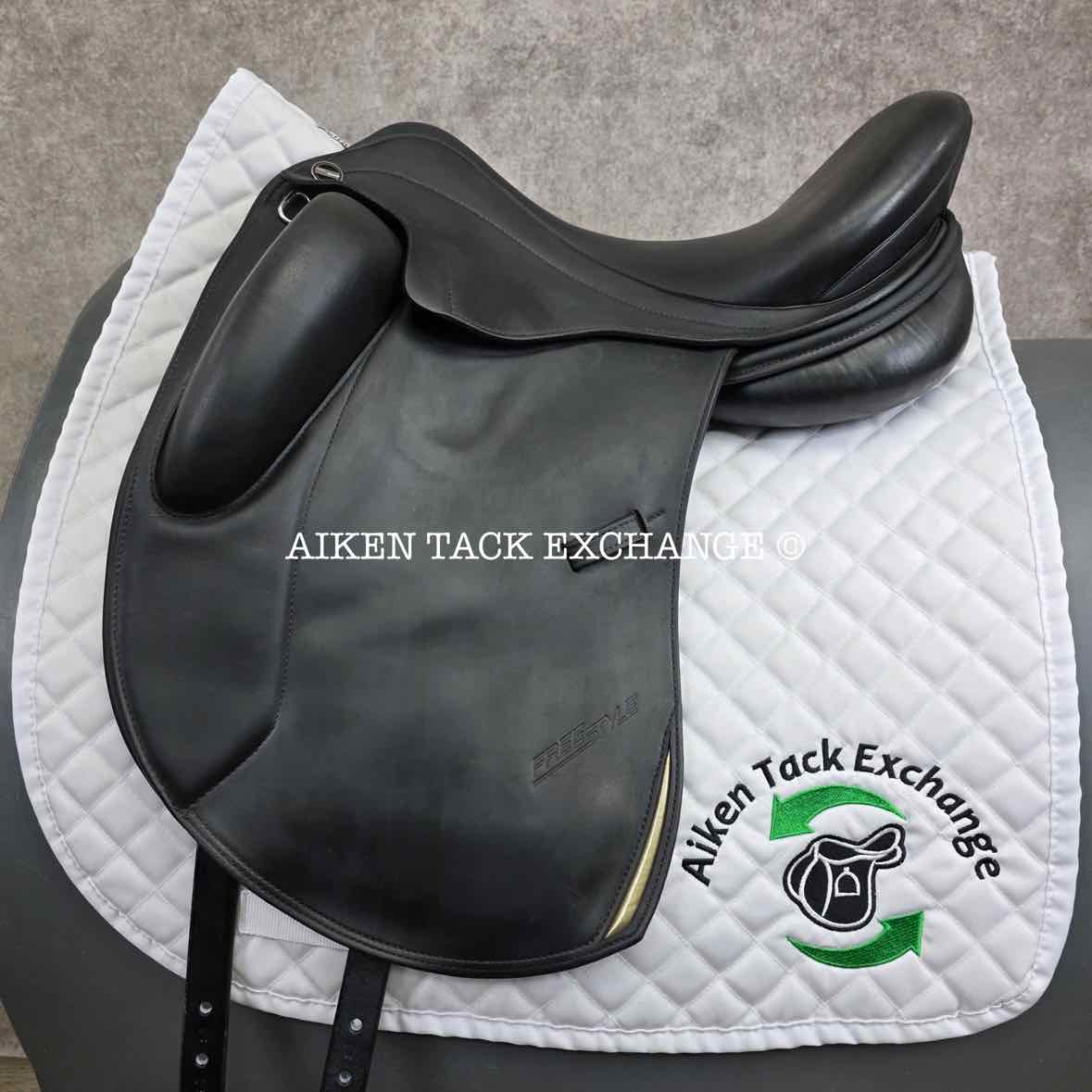 2017 Erreplus Freestyle Monoflap Dressage Saddle, 17" Seat, Adjustable Tree, Wool Flocked Panels