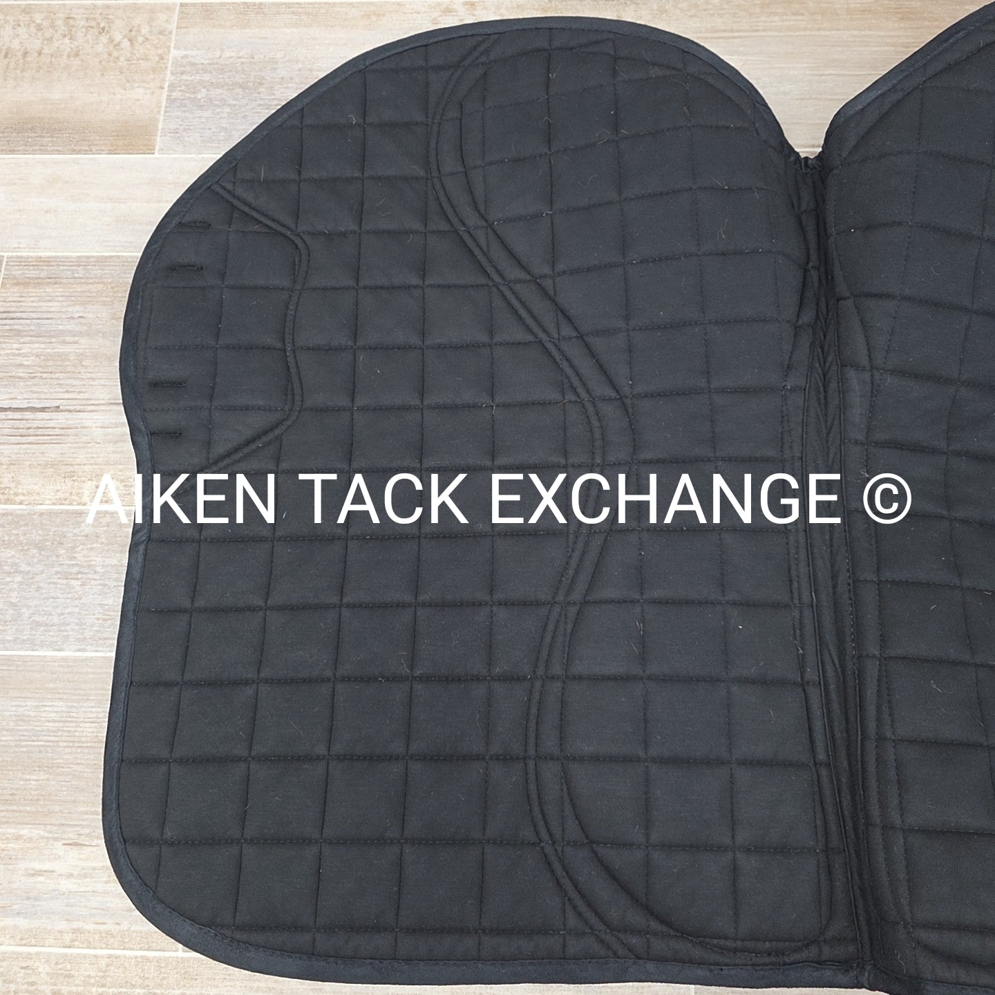 LeMieux X-Grip Silicone Eurojump Square Saddle Pad, Large