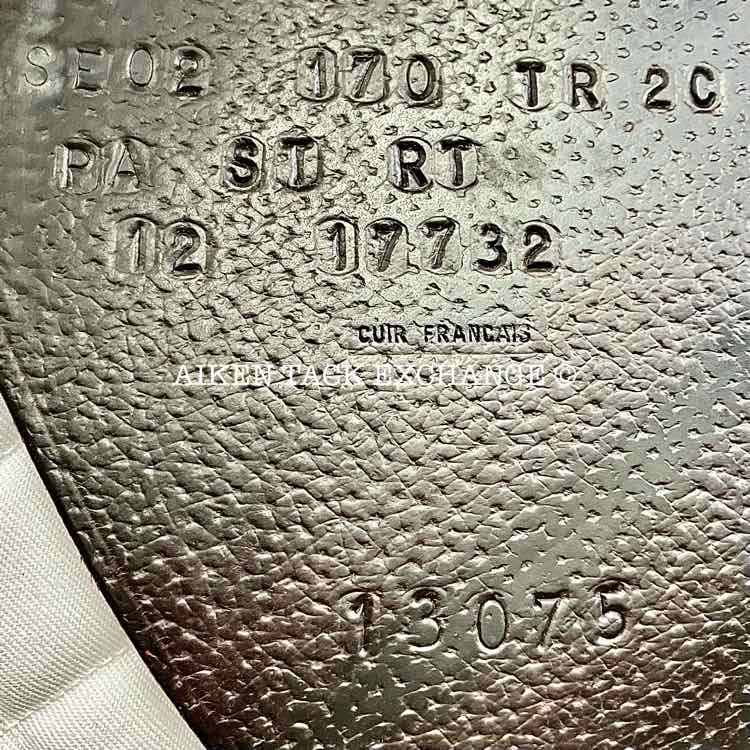 **SOLD** 2012 CWD SE02 Close Contact Jump Saddle, 17" Seat, 2C Flap, Medium Tree, Foam Panels, Full Buffalo Leather