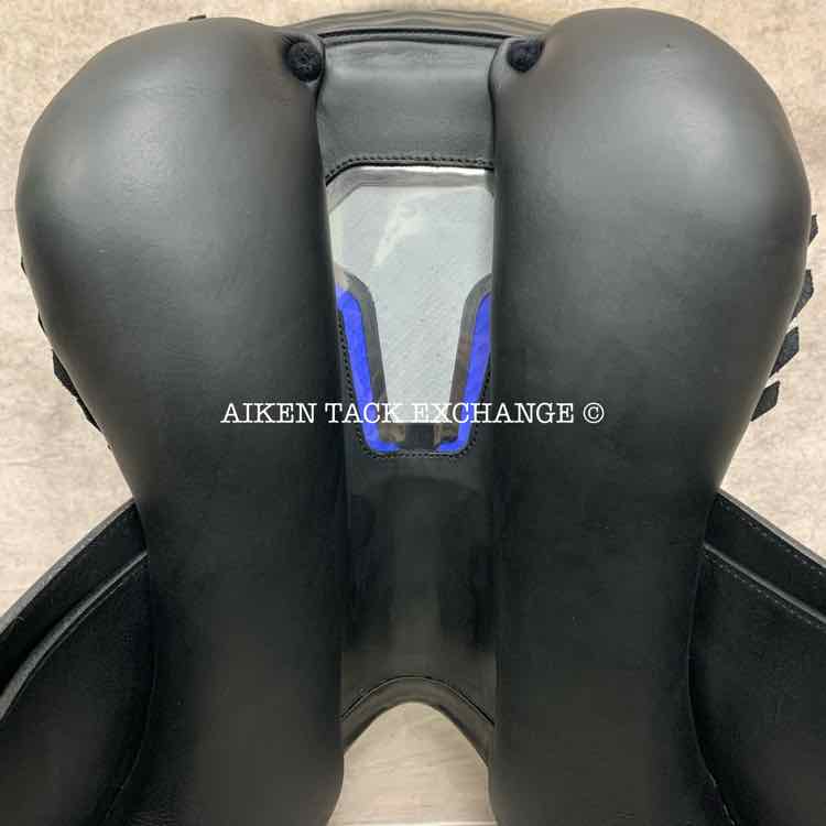 2019 Prestige Talento Dressage Saddle, 18" Seat, 33 Tree - Medium, Wool Flocked Panels