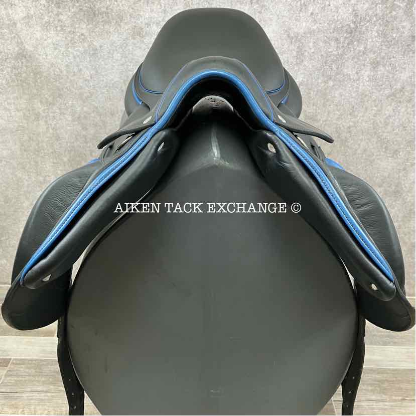 2017 Devoucoux Chiberta S Monoflap Jump Saddle, 16.5" Seat, 0A Flap, Medium Wide Tree, D3D Panels, Full Buffalo Leather