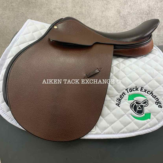 **SOLD** Ainsley Darby Close Contact Saddle, 17" Seat, Medium Tree, Foam Panels