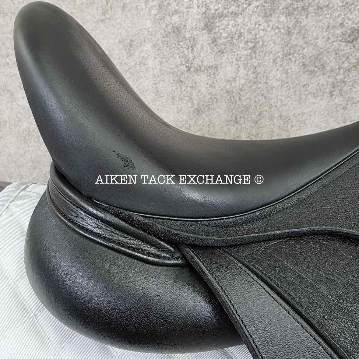 2023 Aviar Rook 2.0 Monoflap Dressage Saddle, 17.5" Seat, Adjustable Tree, Foam Panels