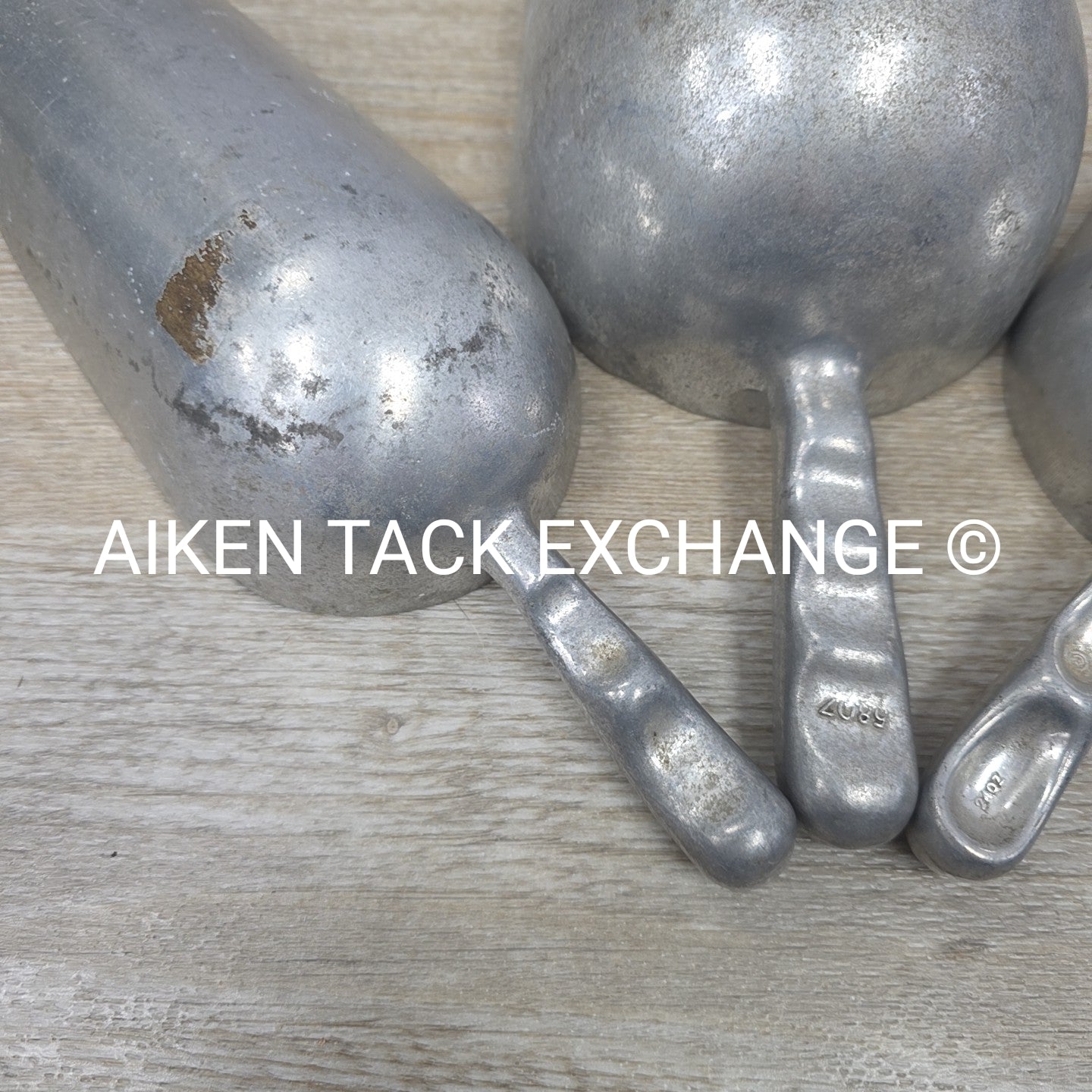 BARGAIN BUNDLE: 3 Metal Feed Scoops