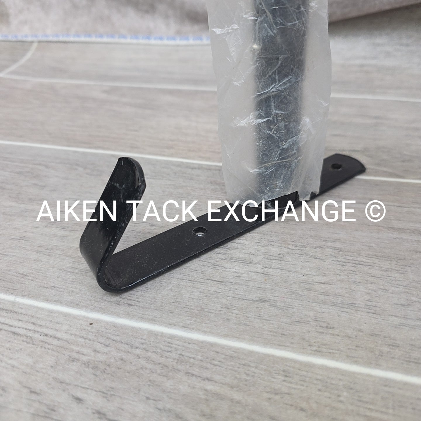 Blanket Bar with Tack Hangers