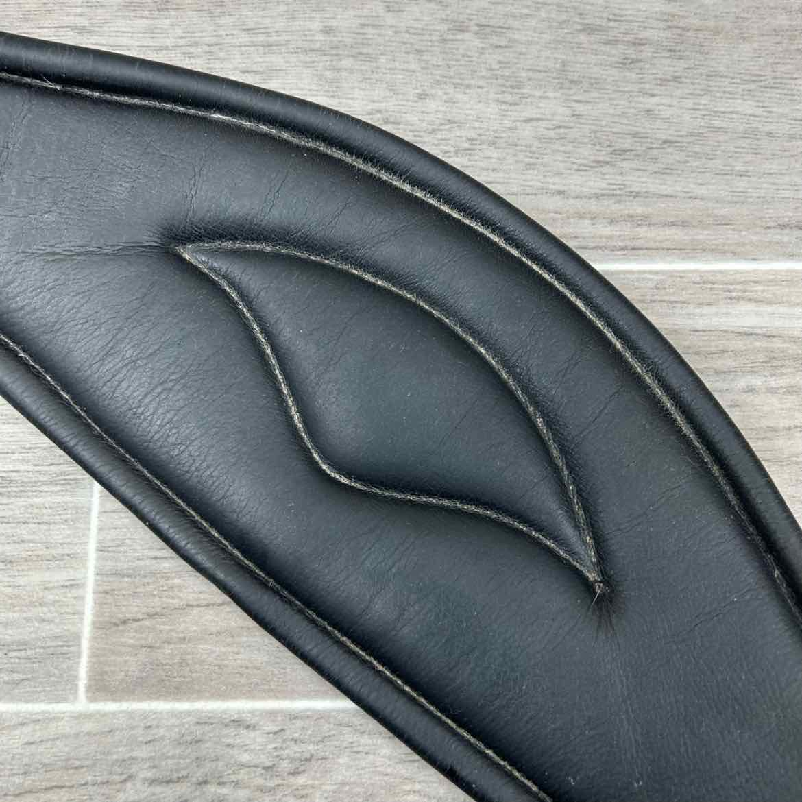 Total Saddle Fit Shoulder Relief Girth 28"