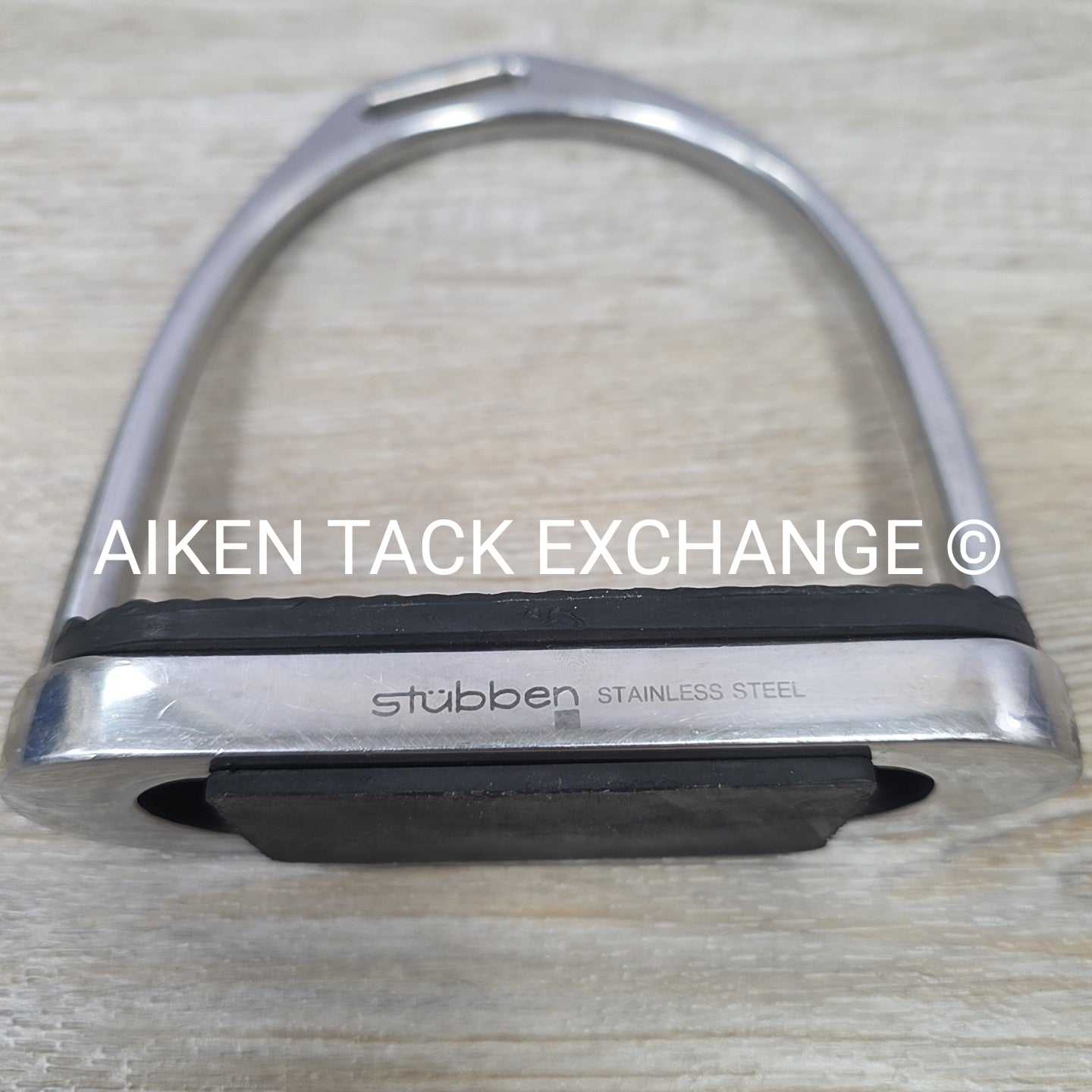 Stubben Offset Fillis Stirrup Irons 4.75"