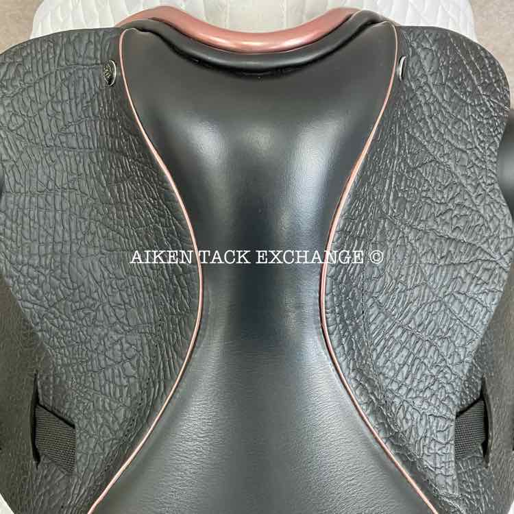 2023 County Epiphany Monoflap Dressage Saddle, 17" Seat, Narrow Tree, Wool Flocked Panels