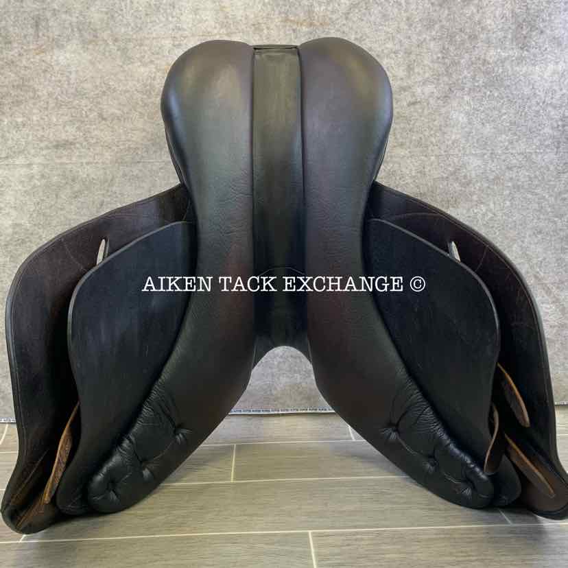 2010 Pessoa Gen-X Rodrigo XCH Close Contact Jump Saddle, 17.5" Seat, Adjustable Tree - Changeable Gullet, Bayflex Foam Panels