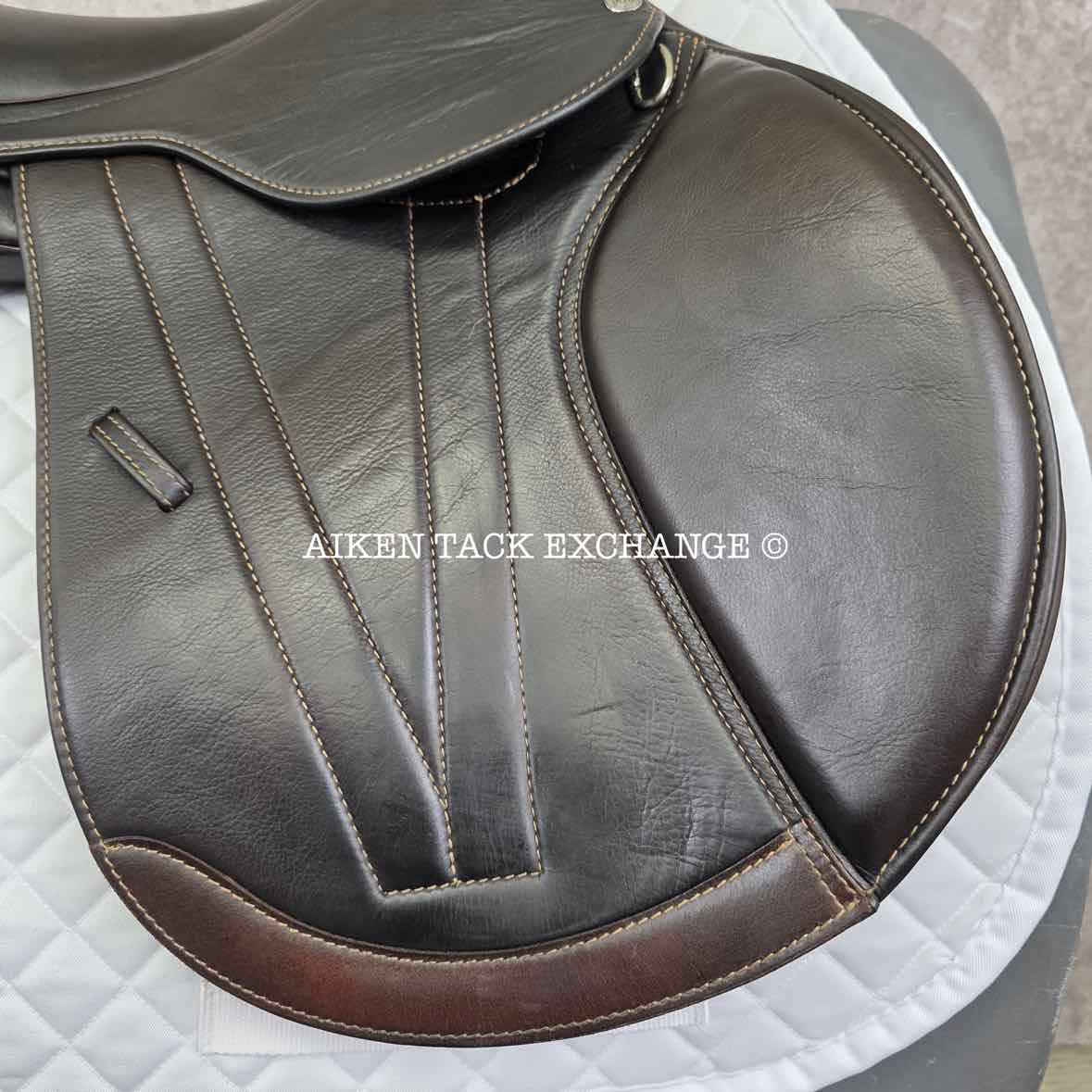Royal Heritage Emile Close Contact Jump Saddle, 18.5"/19" Seat, Spectrum Adjustable Tree, Wool Flocked Panels