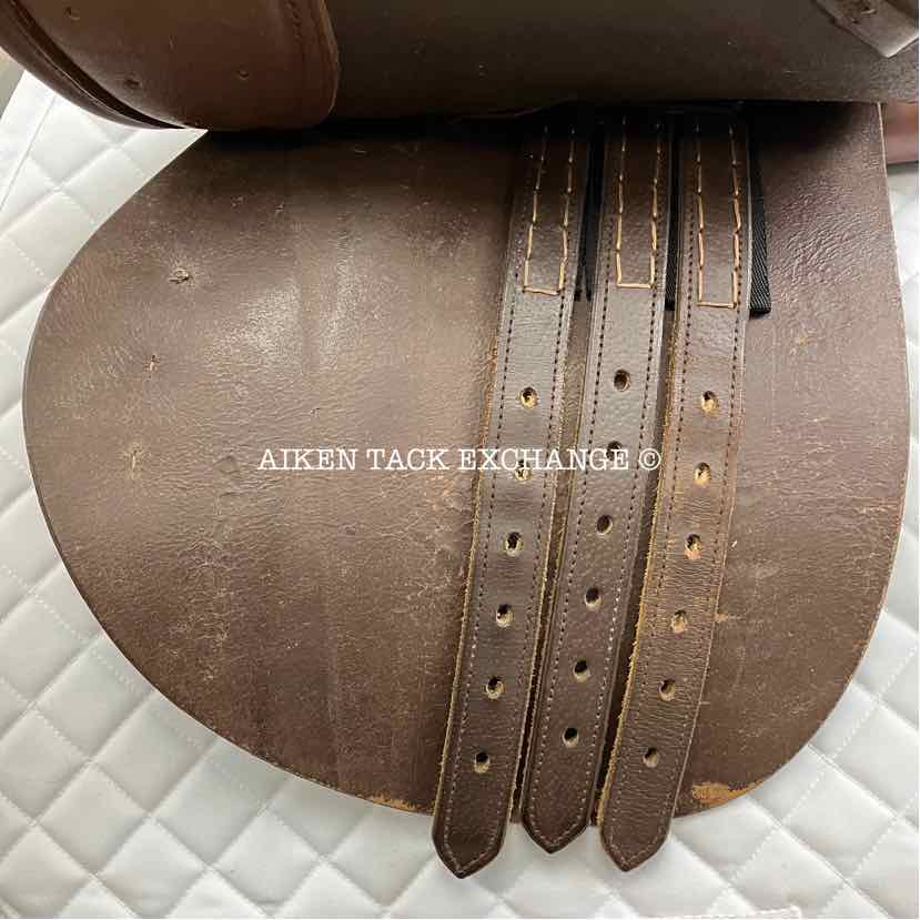 Lancers Close Contact Jump Saddle, 17" Seat, Medium/Medium Wide Tree, Foam Panels