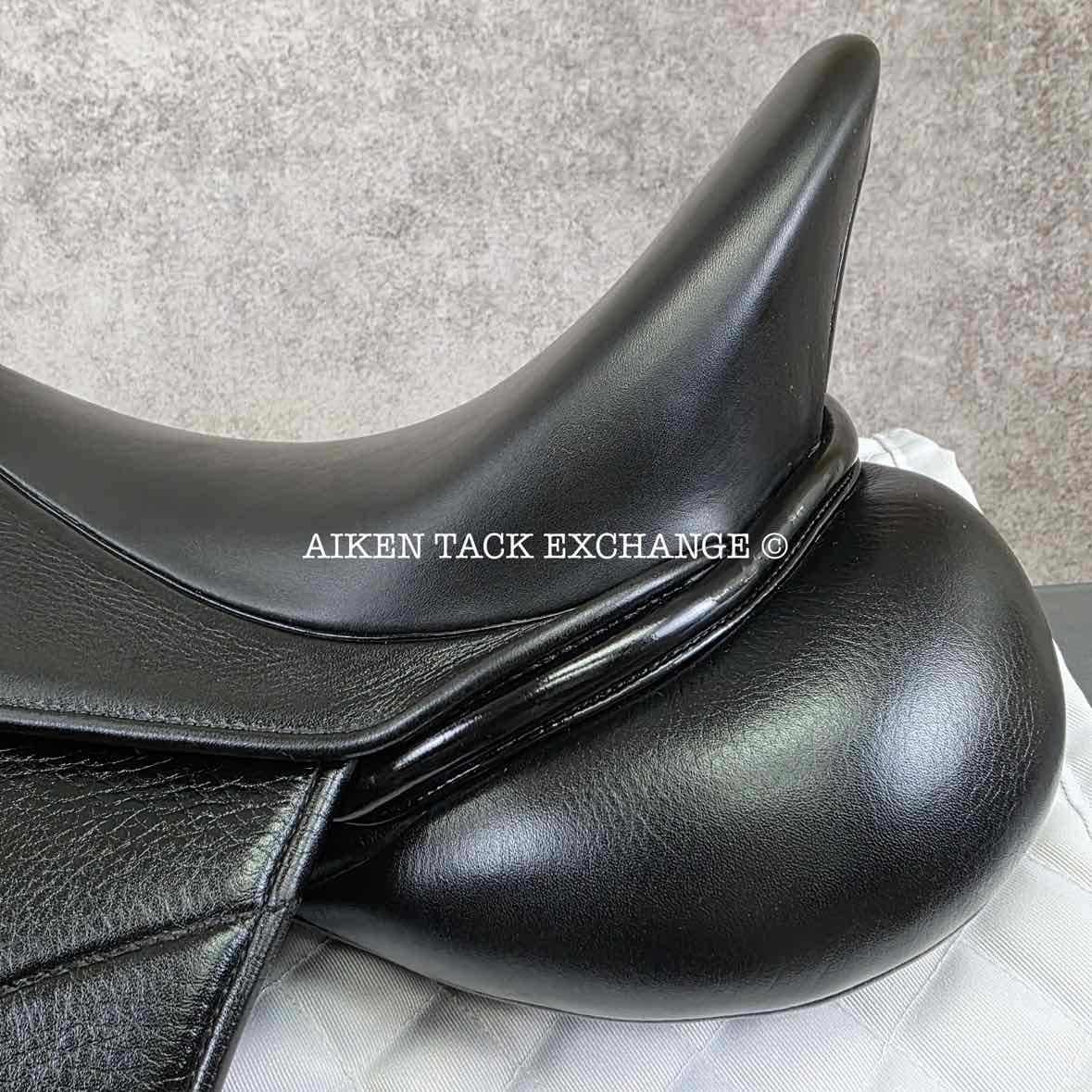 2022 Tota Freedom PRO 2 Monoflap Dressage Saddle, 18.5" Seat, Adjustable Tree, Wool Flocked Panels