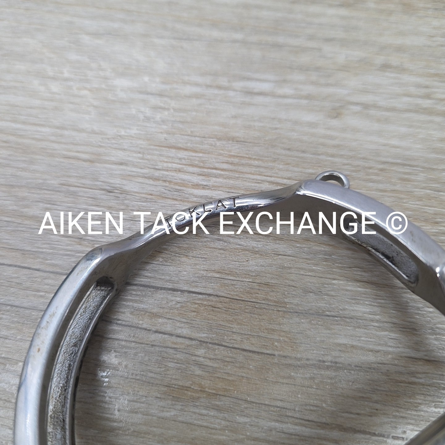 Myler Dee with Hooks and Comfort Snaffle Wide Barrel MB 02 5.5"