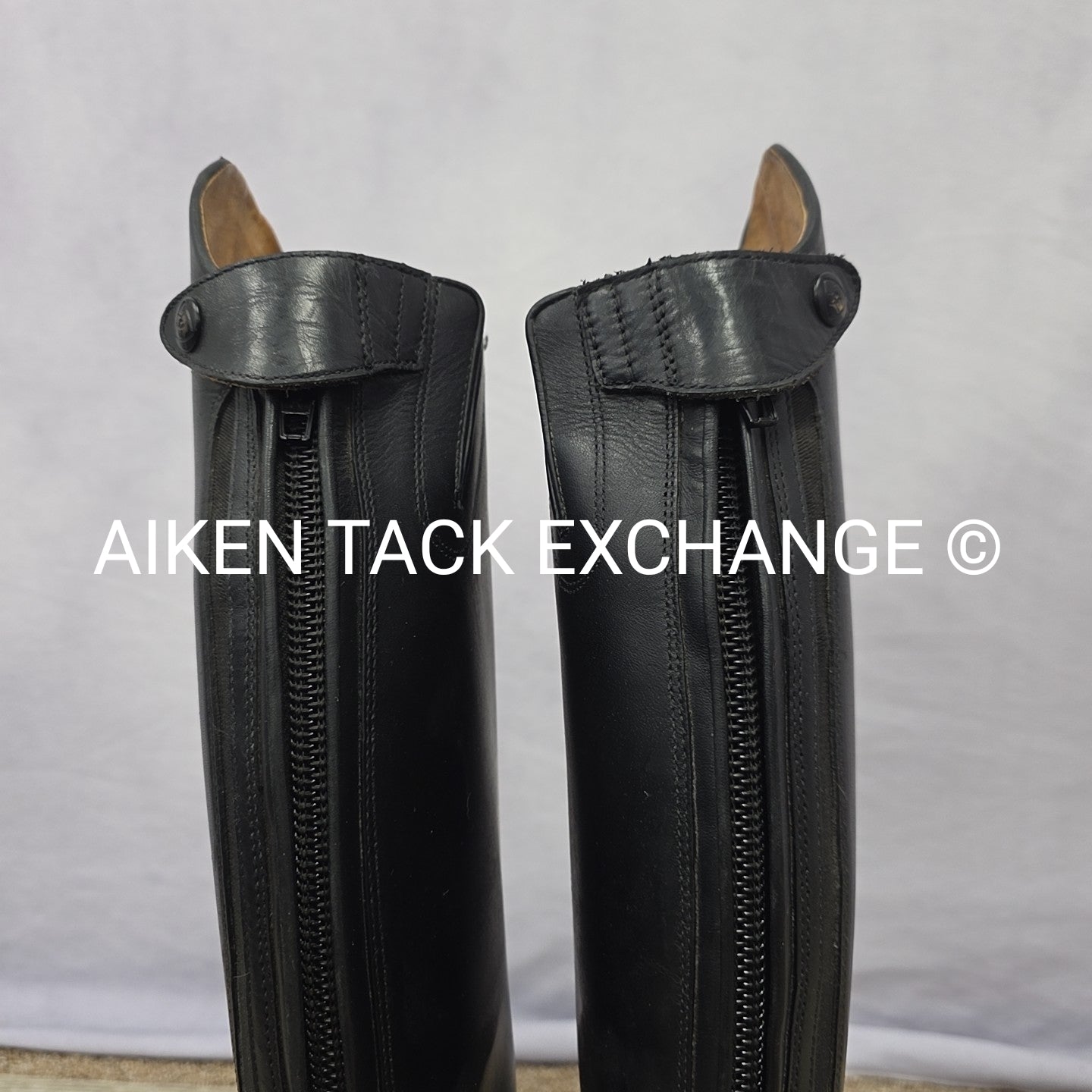 Ariat Cadence Dressage Boots, Size 6 Medium Slim