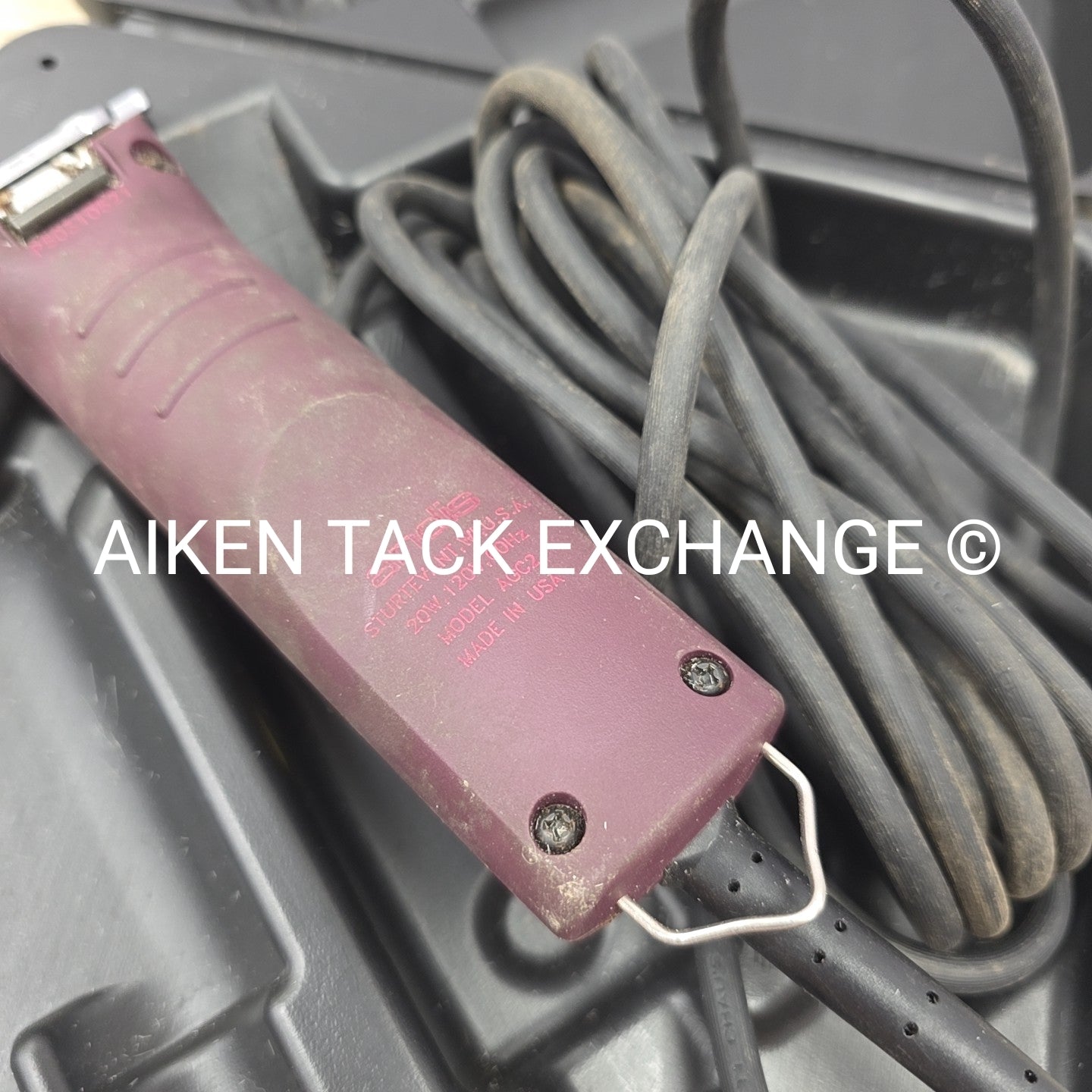 Andis AGC Super 2 Speed Clippers with T-84 Blade & Storage Case