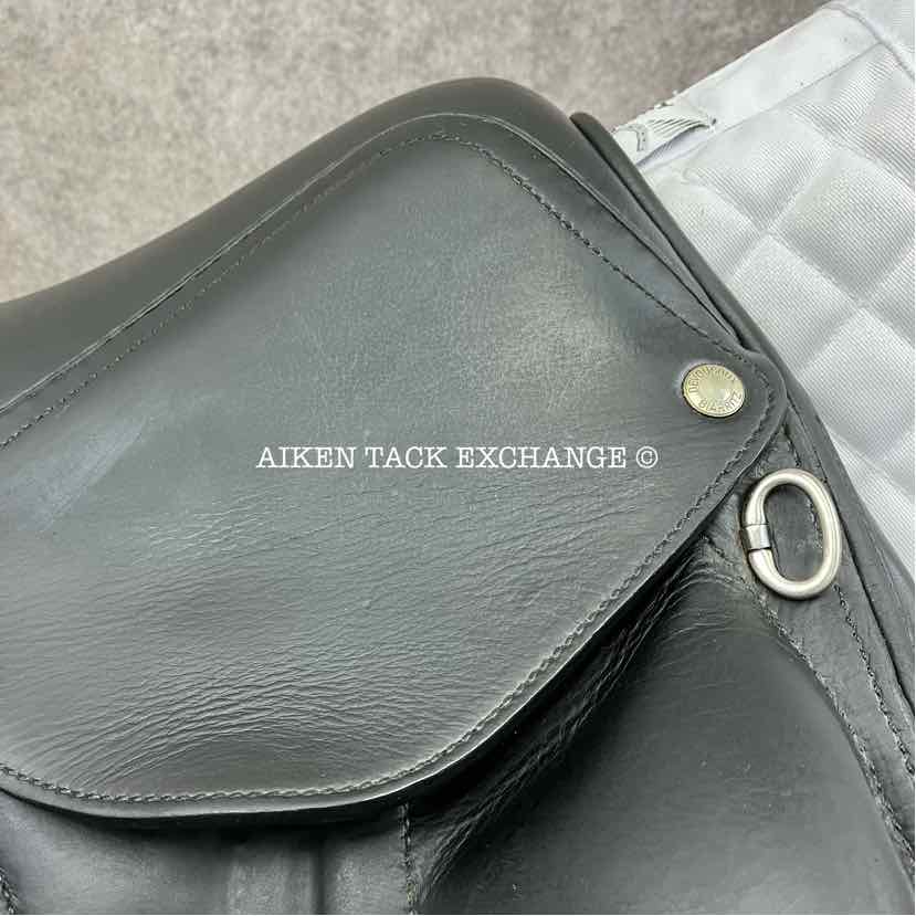**SOLD** 2004 Devoucoux Makila Monoflap Dressage Saddle, 18" Seat, 1A Flap - Short, Medium Wide Tree, Foam Panels, Full Buffalo Leather