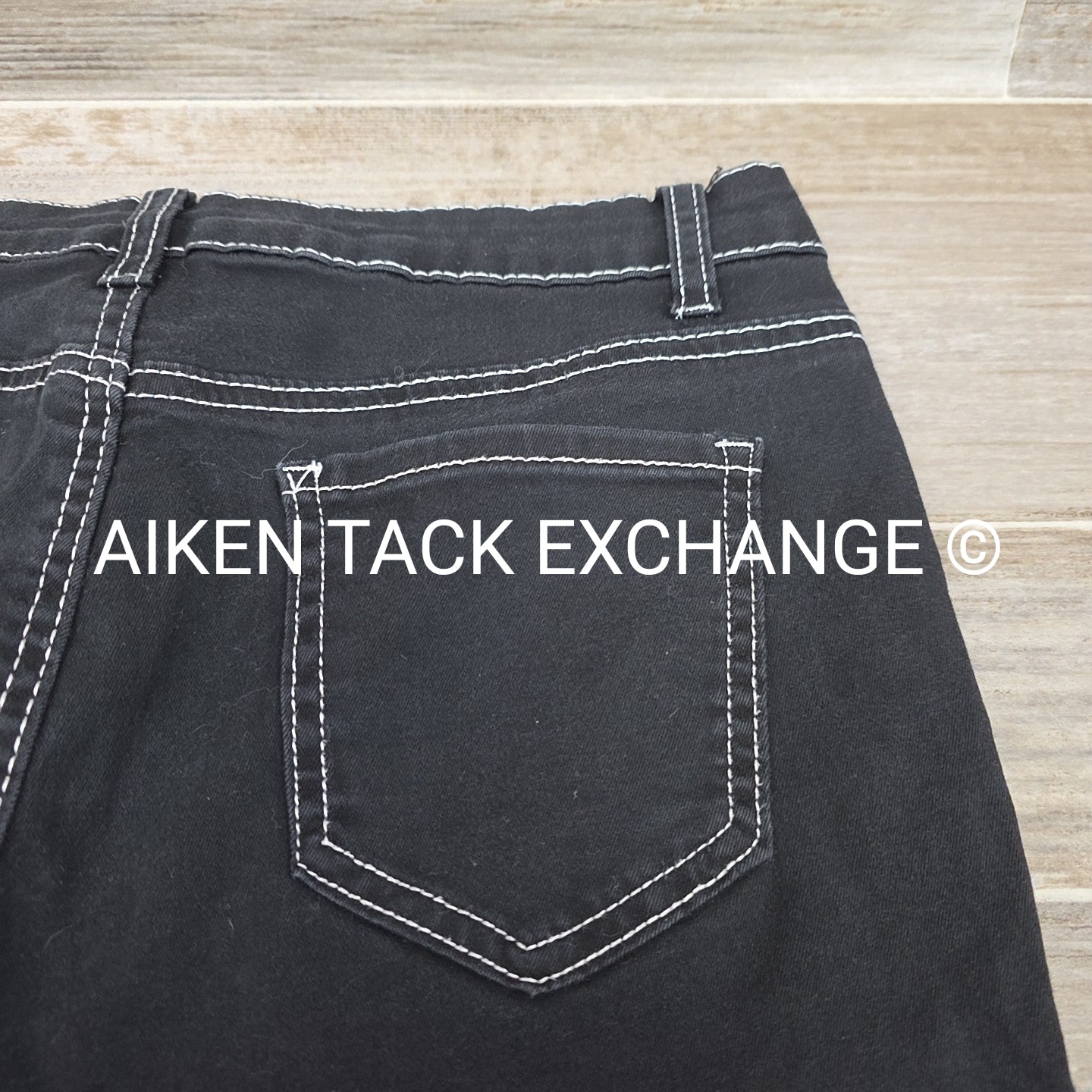 White Stitched Stretchy Jeans, Women's Medium