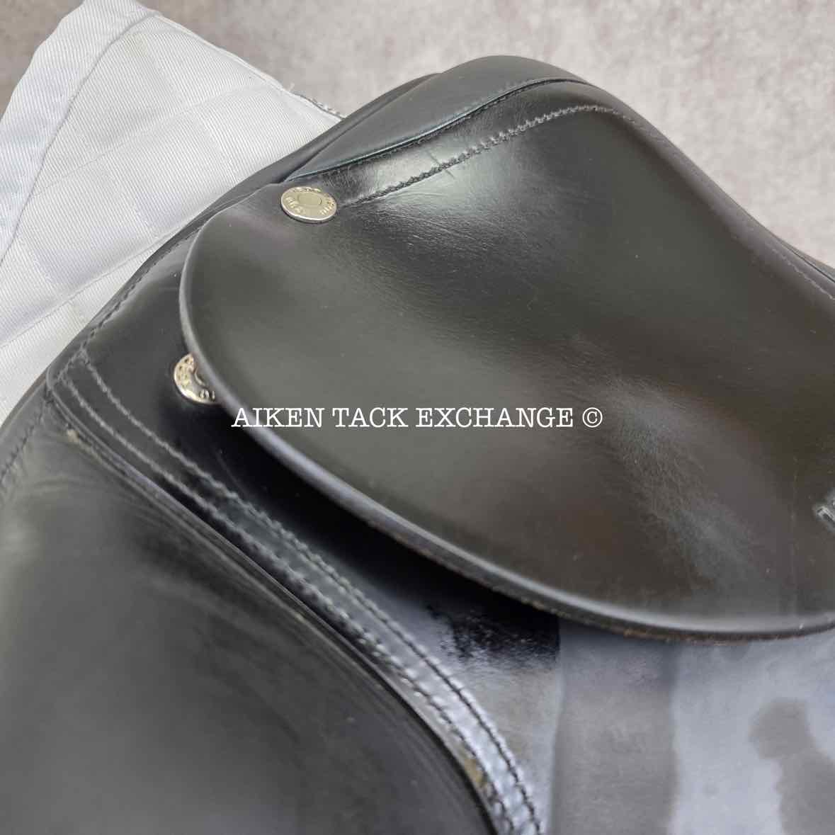 2008 Amerigo Vega Dressage Saddle, 18" Seat, M/MW Tree, Wool Flocked Panels