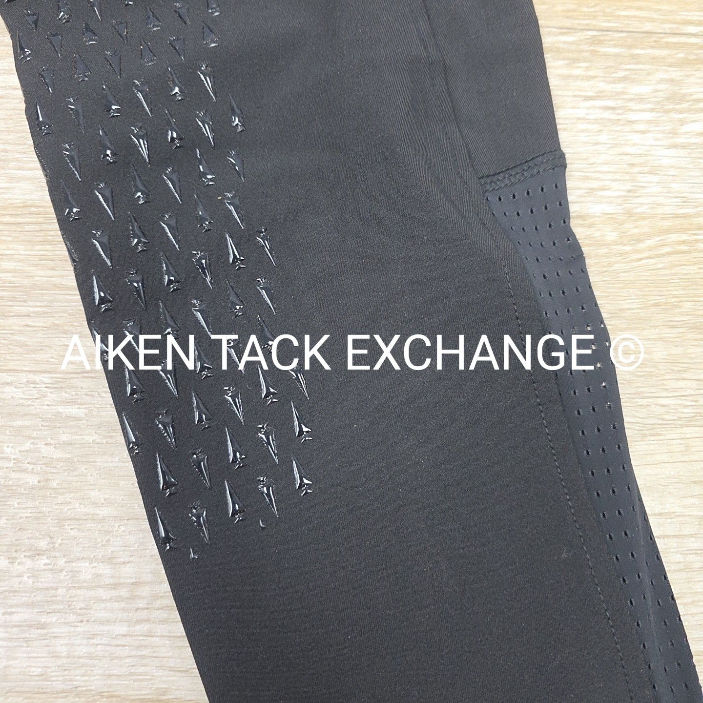 Kerrits Affinity Ice Fil Silicone Grip Knee Patch Breeches, Size Medium