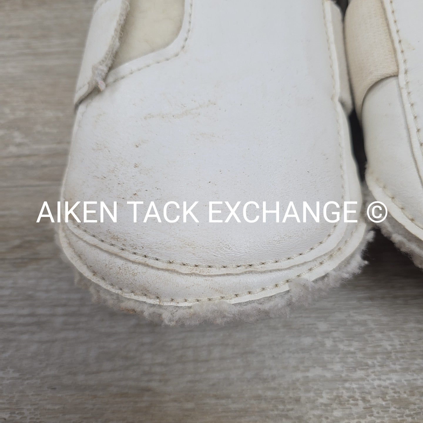 BARGAIN BUNDLE: Toklat Valena Fleece Lined Boots, Size Medium, Set of 4