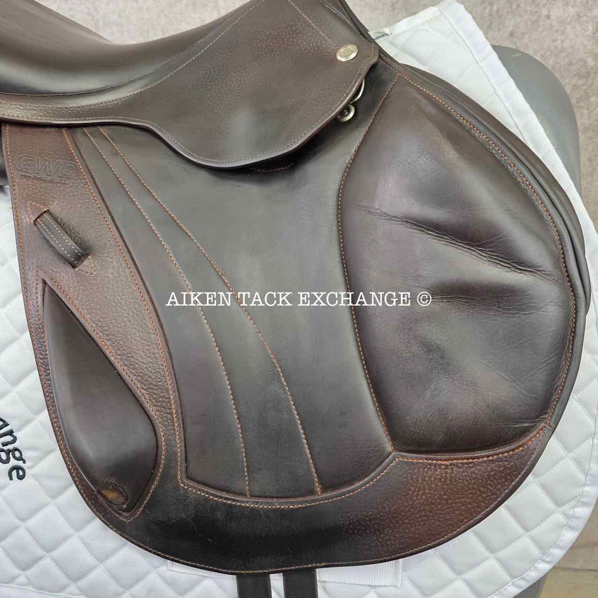 2016 CWD SE04 Monoflap Jump Saddle, 17.5" Seat, 2AA Flap, Medium Tree, Foam Panels