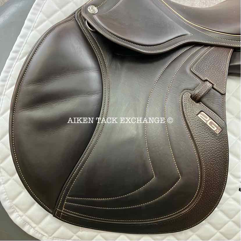 **SOLD** 2020 CWD SE32 2GS Mademoiselle Close Contact Jump Saddle, 17" Seat - S1, 2L Flap, Dynamick Flex Tree - Medium, Foam Panels, Full Buffalo Leather