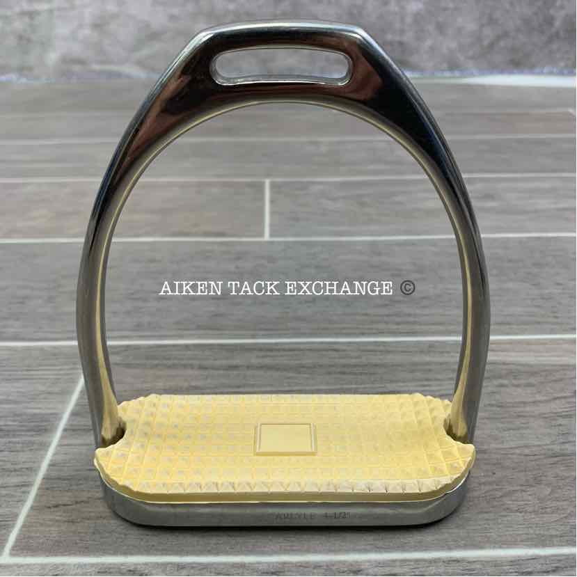 Carlyle Fillis Stirrup Irons, 4.5"